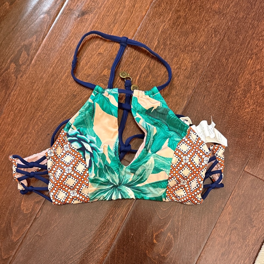 Stylish Halter Bikini Top with Strappy Design by Sperry